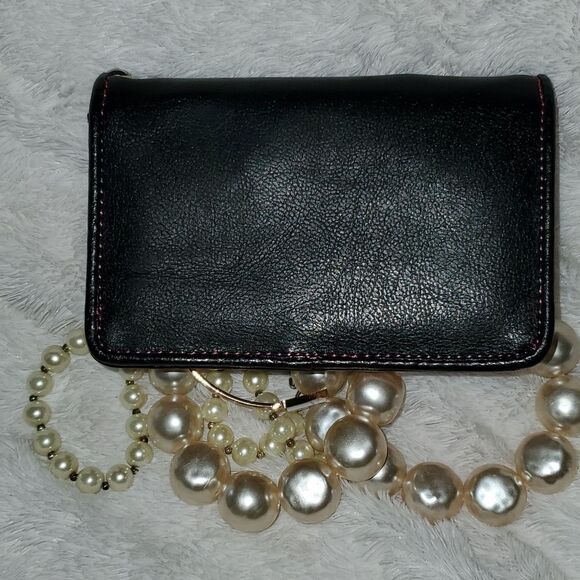 EUC Liz Claiborne Small Wallet - Picture 4 of 8
